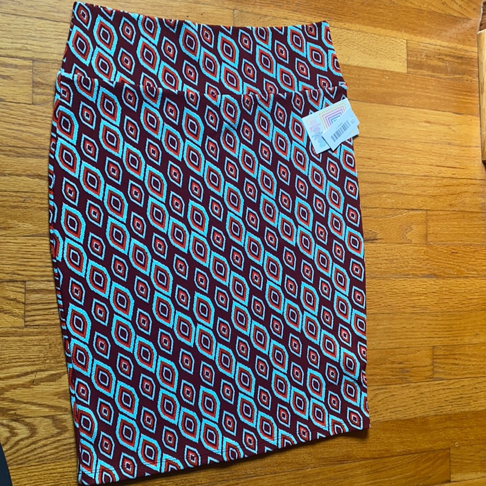LuLaRoe Cassie.